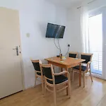 Bili-sea View In The Center Appartement